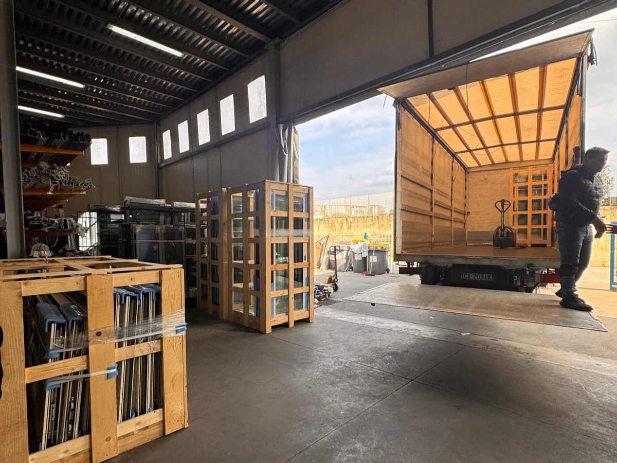 Casse certificate pronte al carico in officina