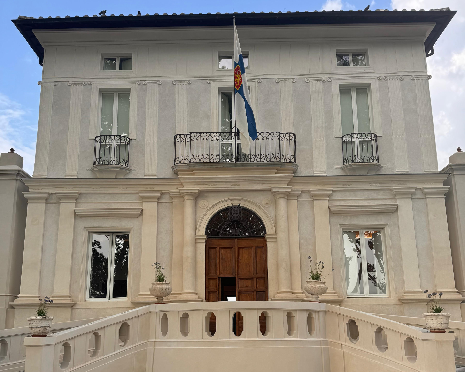 Facciata principale restaurata di Villa Lante