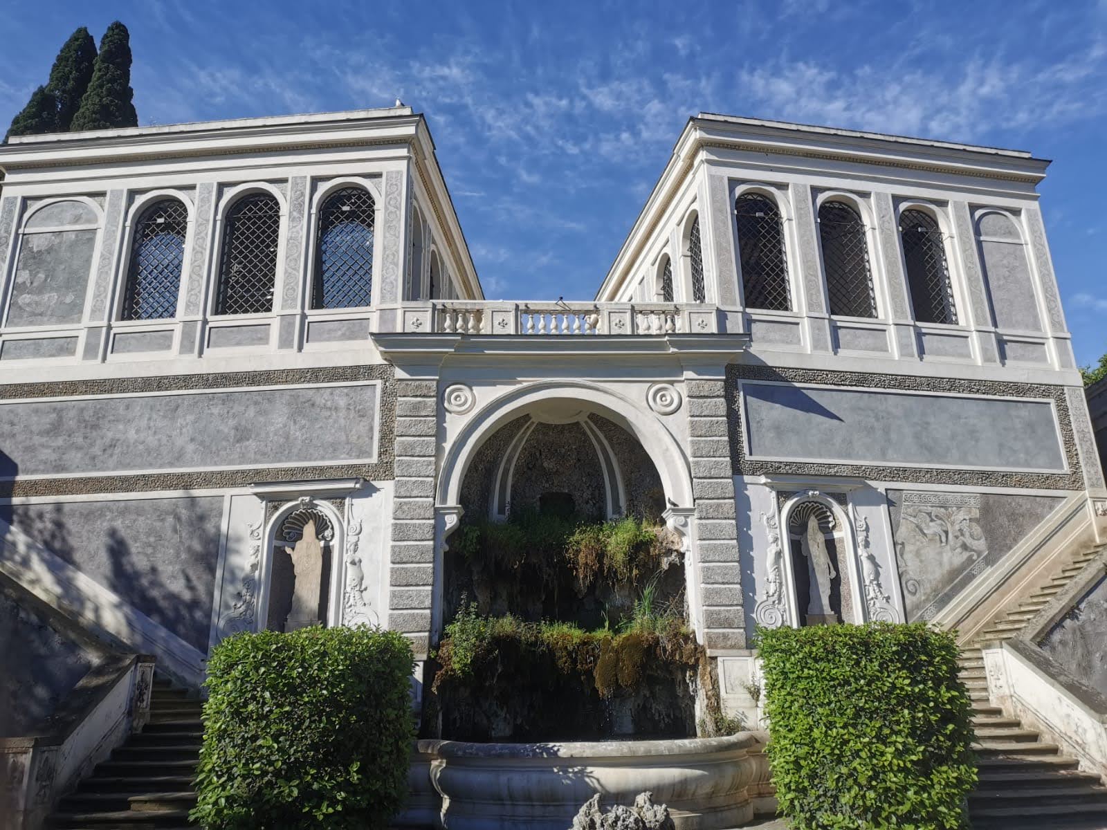 Prospetto monumentale delle Uccelliere Farnesiane